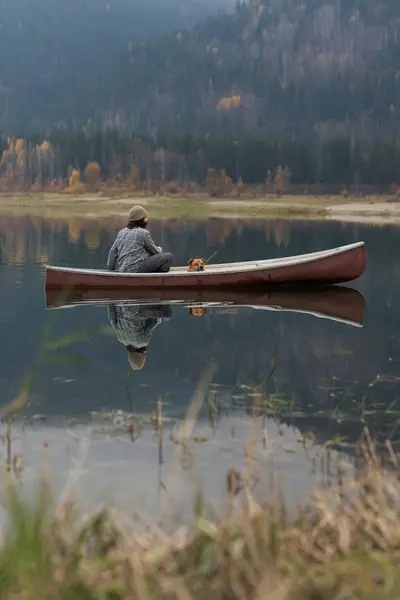 Man His Pet Dog Sitting Boat Silent River — Stock Photo, Image