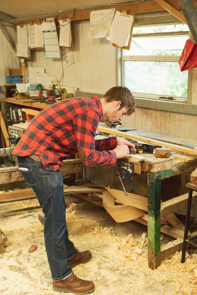 Young Male Carpenter Working Workshop — Stock Photo, Image