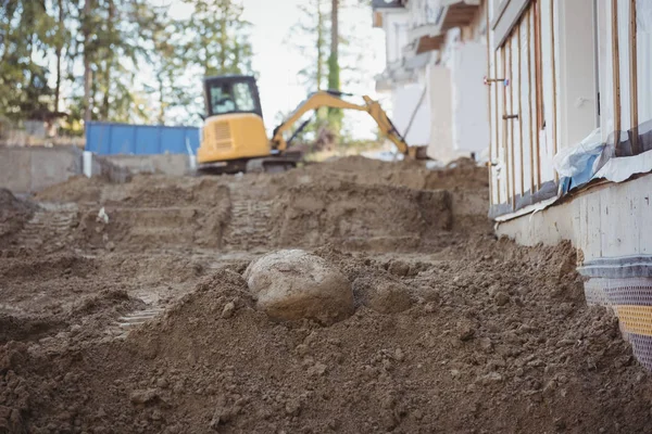 Tas Boue Avec Bulldozer Sur Chantier Construction — Photo