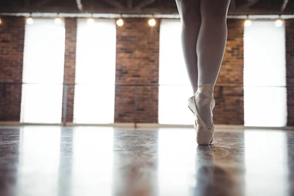 Fötter Ballerina Öva Balett Dans Balett Studio — Stockfoto