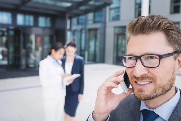 Confident Businessman Talking Mobile Phone — Stock Photo, Image