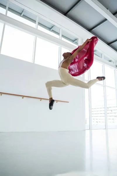 Ballerino Practicing Ballet Dance Studio — Stock Photo, Image