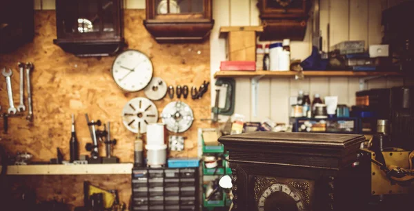 Old Horologists Workshop Clock Repairing Tools Equipments Clocks Wall — Stock Photo, Image