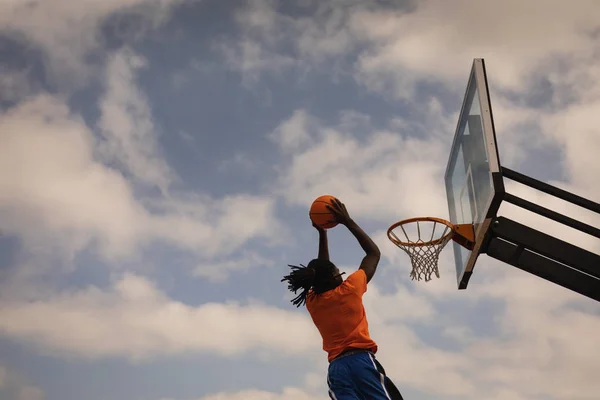 Low Angle View African American Basketball Player Playing Basketball Basketball — Stock Photo, Image