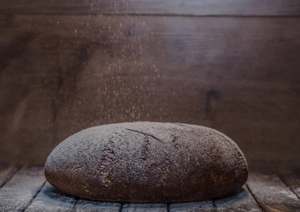 Brood Tabel Met Bloem — Stockfoto