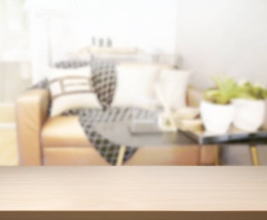 Arka planın Masa Üstü ve Bulanık Oturma Odası