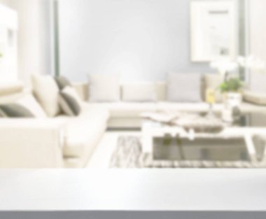 Arka planın Masa Üstü ve Bulanık Oturma Odası