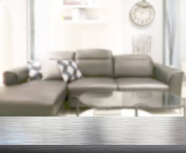 Arka planın Masa Üstü ve Bulanık Oturma Odası