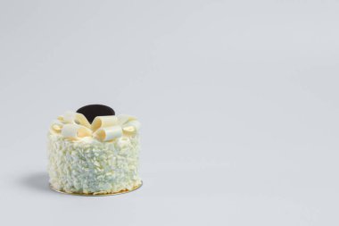 Doğum günü pastası için arka plan rengi üzerinde