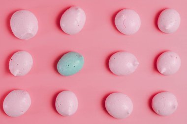 Doğum günü pastası için arka plan rengi üzerinde