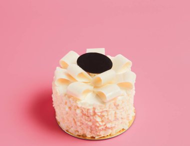 Doğum günü pastası için arka plan rengi üzerinde