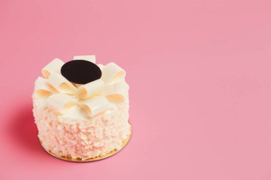 Doğum günü pastası için arka plan rengi üzerinde