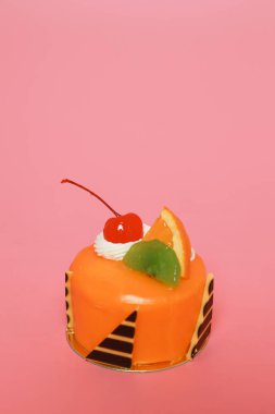 Doğum günü pastası üzerinde arka plan rengini