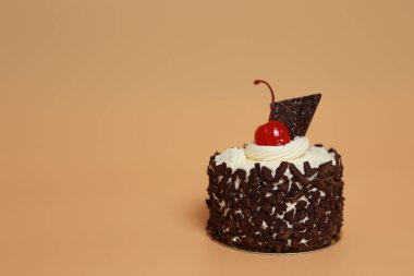 Doğum günü pastası üzerinde arka plan rengini