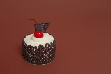 Doğum günü pastası üzerinde arka plan rengini