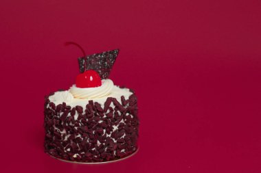 Doğum günü pastası üzerinde arka plan rengini