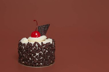 Doğum günü pastası üzerinde arka plan rengini