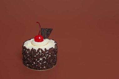 Doğum günü pastası üzerinde arka plan rengini