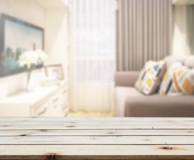 Arka planın Masa Üstü ve Bulanık Oturma Odası