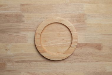 ahşap masa üstü arka planı için mutfak gereçleri ile