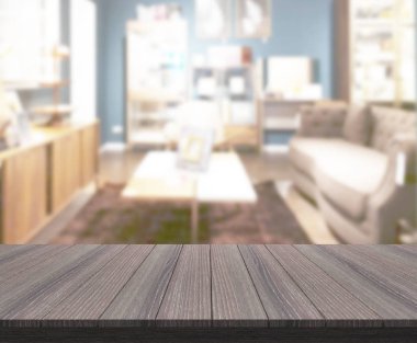 Arka planın Masa Üstü ve Bulanık Oturma Odası