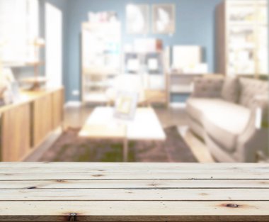 Arka planın Masa Üstü ve Bulanık Oturma Odası