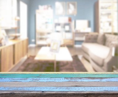 Arka planın Masa Üstü ve Bulanık Oturma Odası