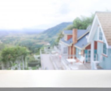 Top masa ve bina, arka plan bulanıklık