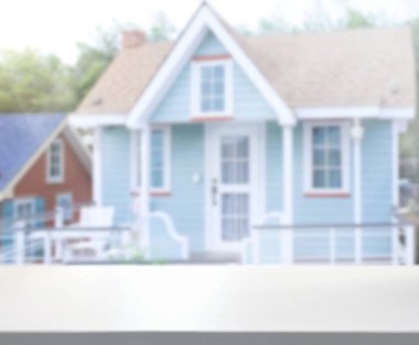 Top masa ve bina, arka plan bulanıklık