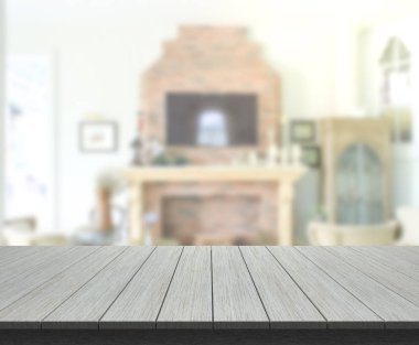 Masa üstü ve arka planın bulanık oturma odası