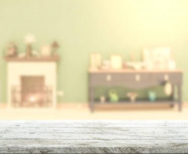 Masa üstü ve arka planın bulanık oturma odası