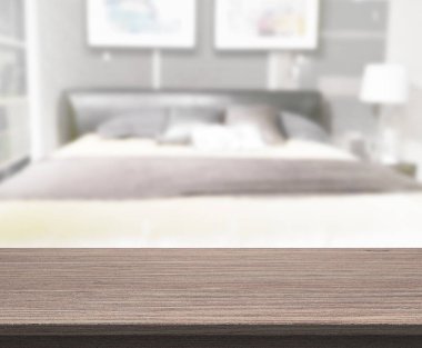 Masa üstü ve bulanıklık arka planda yatak odası