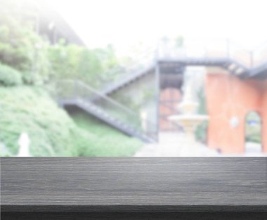 Top masa ve bina, arka plan bulanıklık