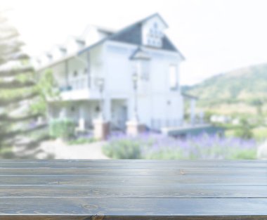 Top masa ve bina, arka plan bulanıklık