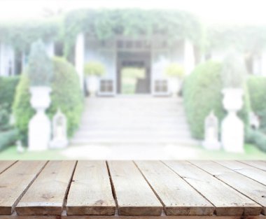 Top masa ve bina, arka plan bulanıklık