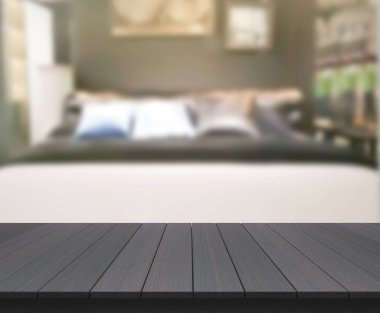 Masa üstü ve bulanıklık arka planda yatak odası