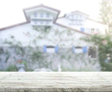 Top masa ve bina, arka plan bulanıklık