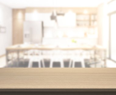 Arka plandaki Masa Üstü ve Bulanık Yemek Odası