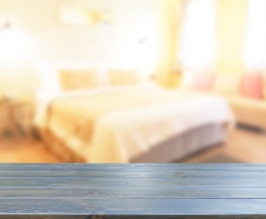 Yatak odasındaki Masa Üstü ve Görüntü Arkaplanı