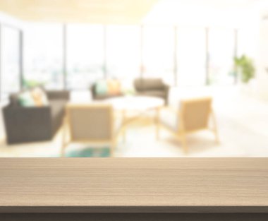 Arka planın Masa Üstü ve Bulanık Oturma Odası