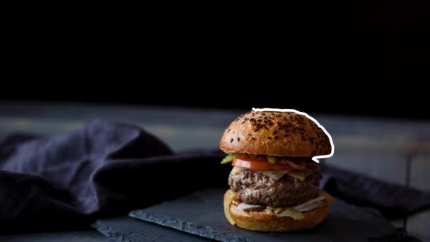 Hamburguesa Animación Con Trazo Blanco Fondo Negro — Vídeos de Stock