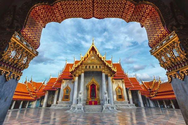 Temple Wat Benchamabophit Temple Marbre Est Temple Bouddhiste Dans Ville — Photo