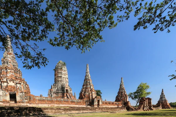 泰国大城府历史公园的佛教寺庙是泰国的一座佛教寺庙, 旅游理念. — 图库照片