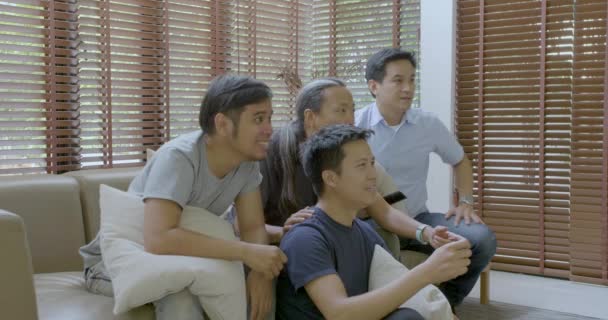 Watching group bubble asian