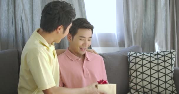 Gay vid free asian