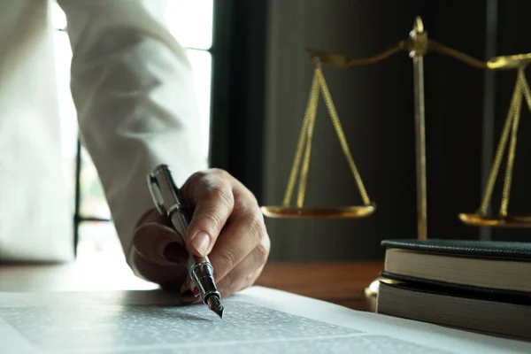 Lawyer working with contract papers on the table in office. cons — Stock Photo, Image