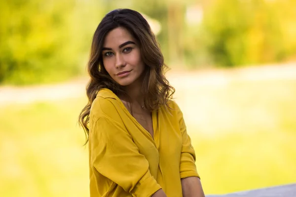 Retrato Una Linda Chica — Foto de Stock