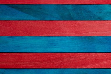 Mavi (Turkuaz) ve kırmızı renkler doğal ahşap kaburgalar güzel doku. Doğal ve yaşlı görünüm.