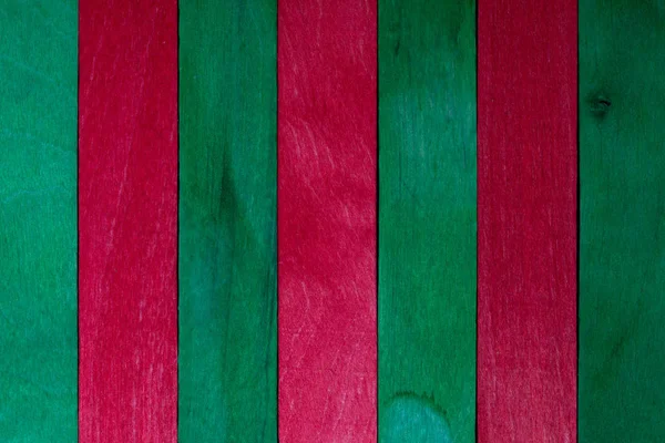 Beautiful texture of natural wood slats of green and red colors. Natural and aged appearance. Flag of Torrelavega (Cantabria) — Stock Photo, Image