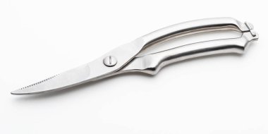 Pişirme (mutfak eşyaları koleksiyonu) için Metalik kevgir. Kapalı. Beyaz arka planda yalıtılmış.